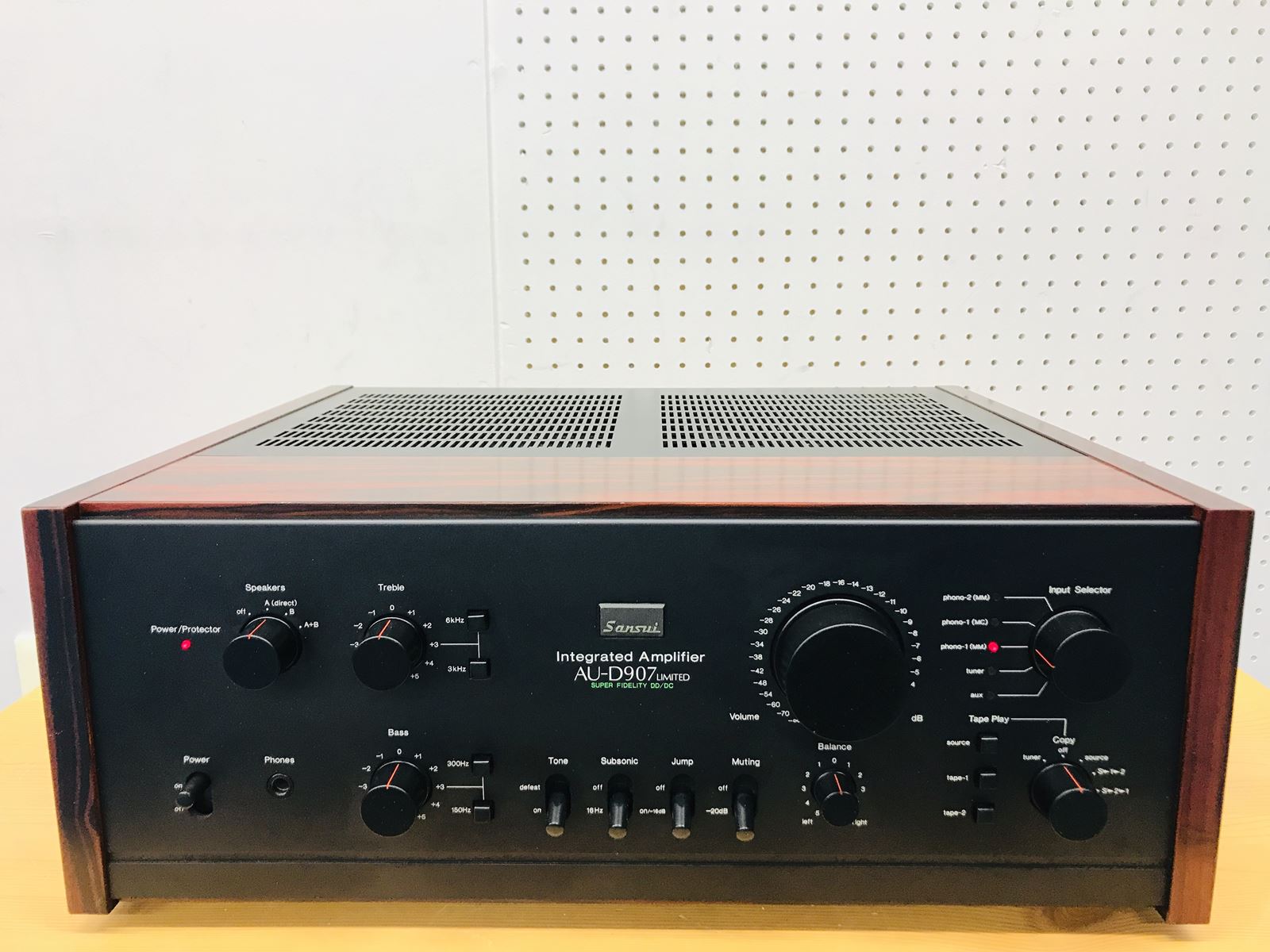 SANSUI AU-D907LIMITEDプリメインアンプ